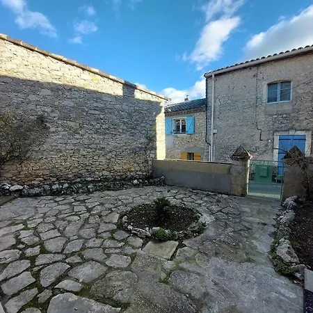 Maison De Vacances Entre Nimes Et Montpellier Carnas