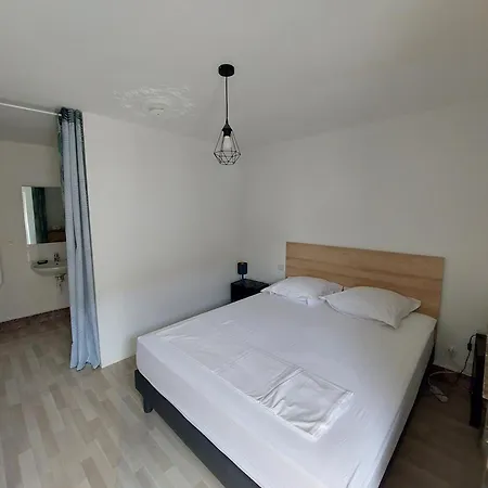 Holiday home Maison De Entre Nimes Et Montpellier *